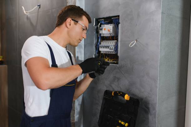 Best Affordable Electrician  in Shamrock, TX